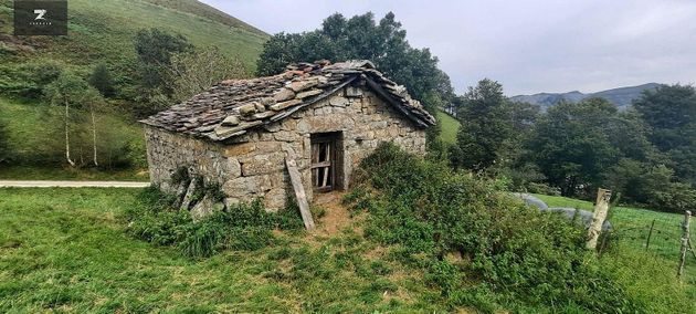 Foto 2 de Casa rural en venda a San Roque de Riomiera de 1 habitació amb jardí
