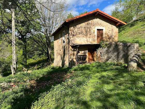 Foto 2 de Casa rural en venda a Santa María de Cayón de 1 habitació amb jardí