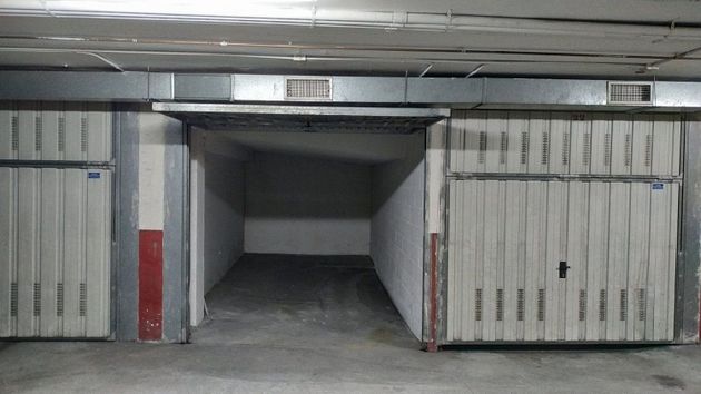 Foto 2 de Garaje en venta en Centro - Torrelavega de 25 m²