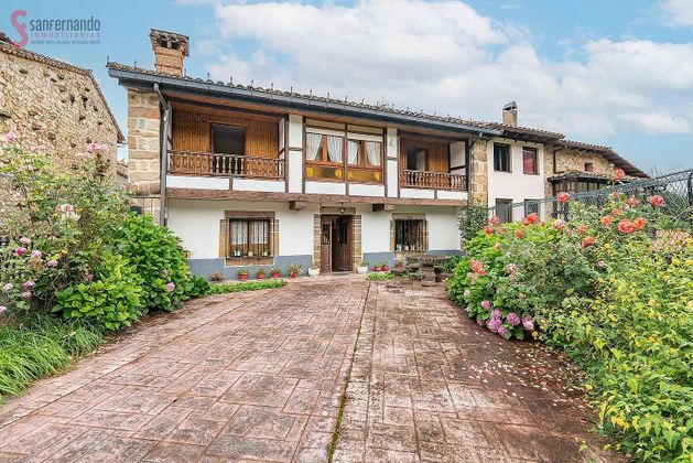 Foto 1 de Xalet en venda a Bárcena de Pie de Concha de 3 habitacions amb terrassa i jardí