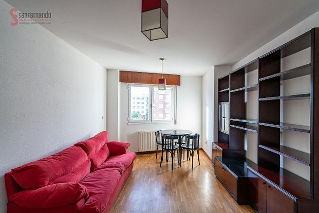 Foto 2 de Pis en venda a Alisal - Cazoña - San Román de 2 habitacions amb terrassa i garatge