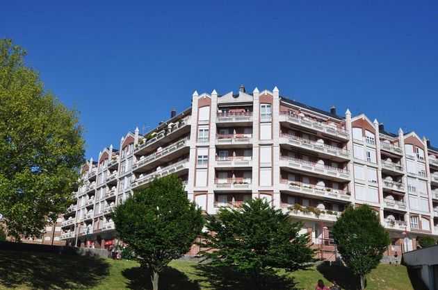 Foto 1 de Venta de ático en calle Pintor Eleazar Ortiz de 4 habitaciones con terraza y piscina