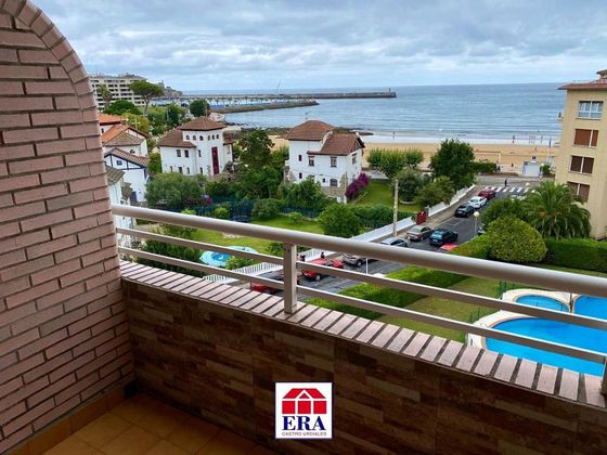 Foto 1 de Àtic en venda a paseo Ocharan Mazas de 4 habitacions amb terrassa i piscina
