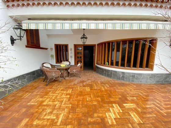 Foto 2 de Casa en venda a Los Alvarados-Fuente los Berros de 6 habitacions amb terrassa i piscina