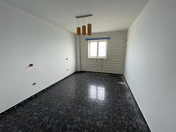 Foto 2 de Pis en venda a La Garita - Marpequeña de 3 habitacions amb garatge