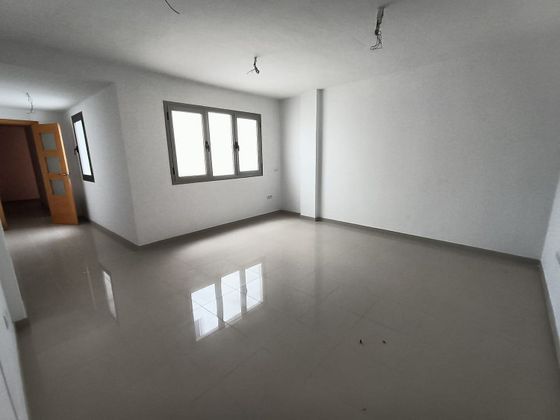 Foto 2 de Piso en venta en avenida Del Movimiento Ciudadano de 3 habitaciones con garaje y ascensor