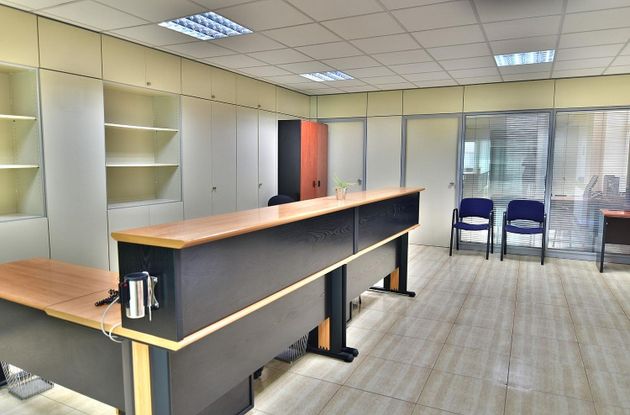 Foto 1 de Venta de oficina en Vecindario norte-Cruce Sardina con aire acondicionado y ascensor