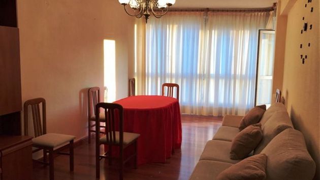 Foto 1 de Piso en venta en Béjar de 3 habitaciones con terraza y muebles