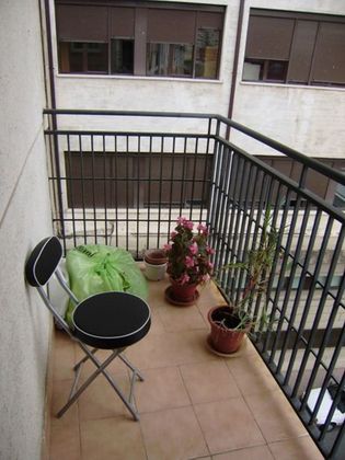Foto 2 de Piso en venta en Béjar de 3 habitaciones con terraza y calefacción