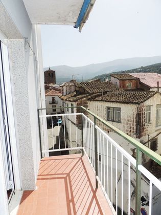 Foto 1 de Piso en venta en Béjar de 4 habitaciones con terraza y calefacción