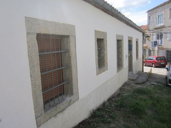 Foto 2 de Casa en venta en Béjar de 4 habitaciones con jardín y balcón