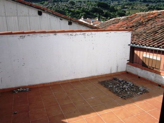 Foto 1 de Casa en venta en Baños de Montemayor de 3 habitaciones con terraza