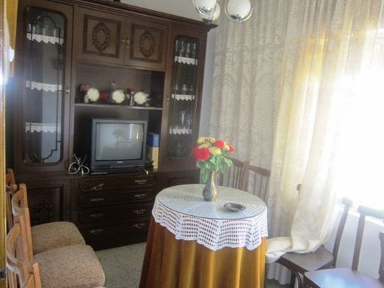 Foto 1 de Piso en venta en Béjar de 3 habitaciones con balcón y calefacción
