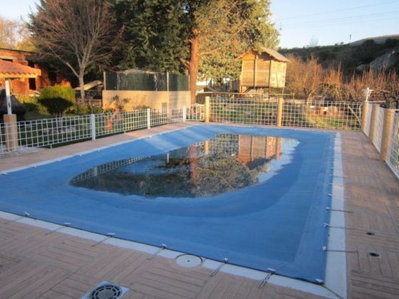 Foto 2 de Xalet en venda a Béjar de 5 habitacions amb piscina i jardí