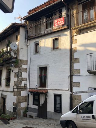 Foto 1 de Venta de casa en calle Enrique Fraile de 4 habitaciones con balcón y calefacción