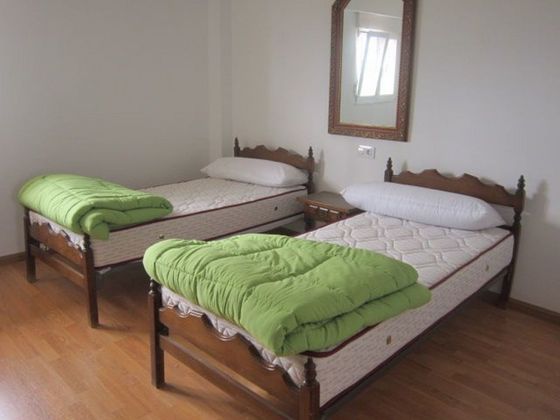 Foto 2 de Pis en venda a calle Olleros de 2 habitacions amb balcó i calefacció