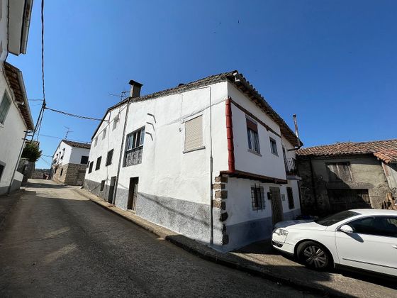 Foto 1 de Casa en venta en Horcajo de Montemayor de 5 habitaciones con balcón