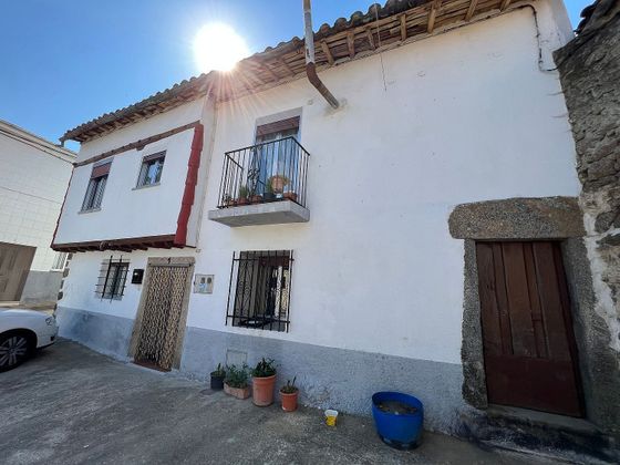 Foto 2 de Casa en venta en Horcajo de Montemayor de 5 habitaciones con balcón