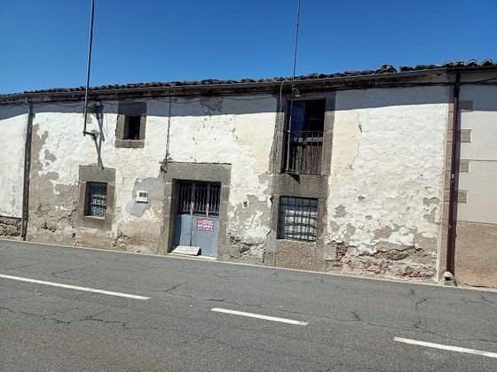 Foto 1 de Venta de casa en Vallejera de Riofrío de 4 habitaciones y 245 m²
