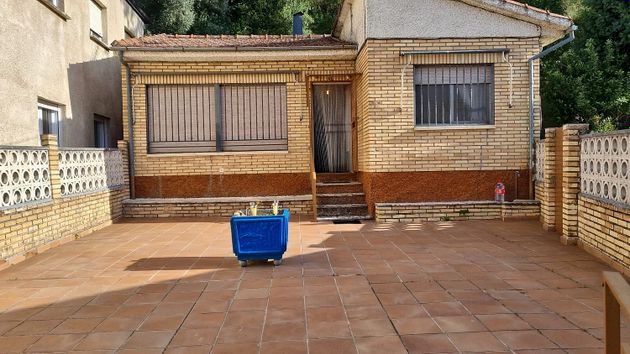 Foto 1 de Casa en venda a Santibáñez de la Sierra de 3 habitacions amb balcó i calefacció