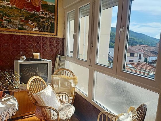 Foto 1 de Piso en venta en Béjar de 3 habitaciones con balcón y calefacción