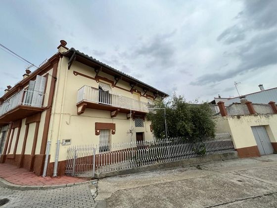 Foto 1 de Casa en venda a Santibáñez de Béjar de 4 habitacions amb garatge i jardí