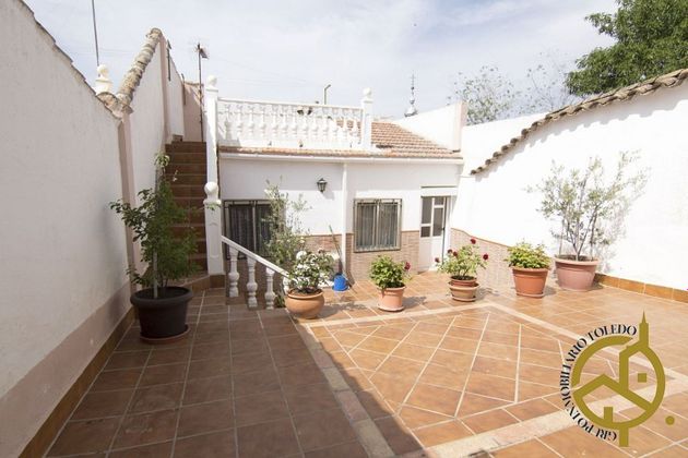 Foto 1 de Casa en venda a Consuegra de 5 habitacions amb terrassa i garatge