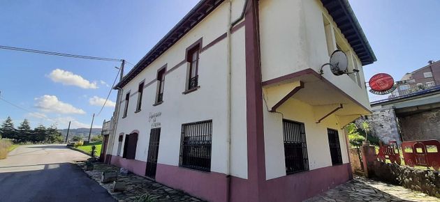 Foto 1 de Casa en venta en Bárcena de Cicero de 8 habitaciones con terraza y garaje