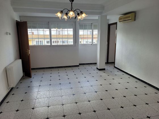 Foto 1 de Alquiler de piso en Concepción de 3 habitaciones con terraza y aire acondicionado
