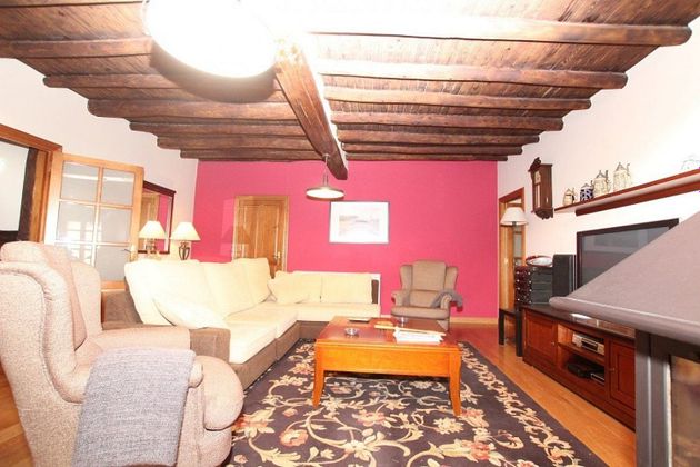 Foto 1 de Casa en venda a calle Barrionuevo de 7 habitacions amb terrassa i balcó