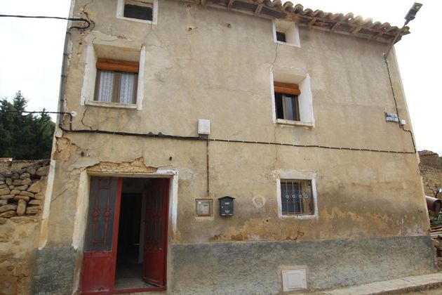 Foto 1 de Casa rural en venta en Castiliscar de 3 habitaciones con terraza y garaje