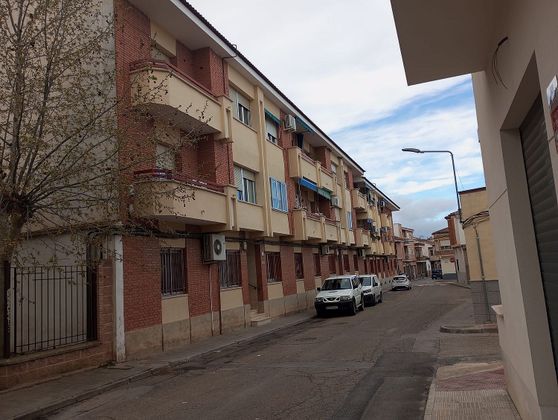 Foto 1 de Pis en venda a calle Castillo de 3 habitacions amb terrassa i calefacció