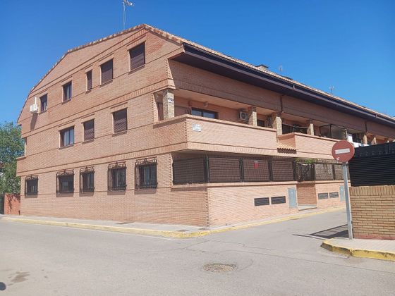 Foto 1 de Dúplex en venta en Numancia de la Sagra de 3 habitaciones con terraza y garaje
