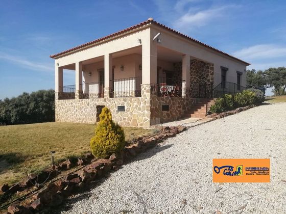 Foto 1 de Casa en venta en Castellar de Santiago de 3 habitaciones con aire acondicionado