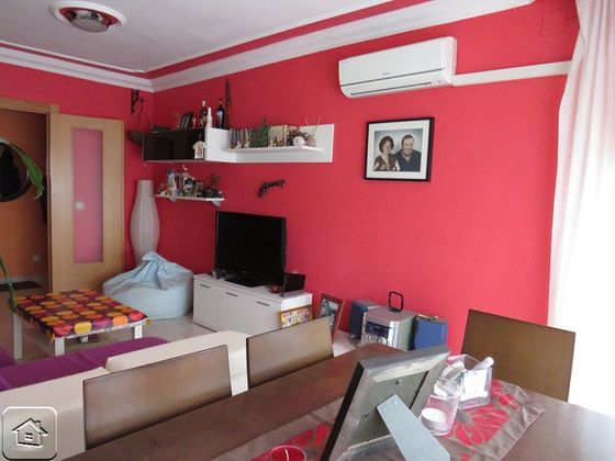 Foto 2 de Piso en venta en Hellín de 3 habitaciones con balcón y aire acondicionado
