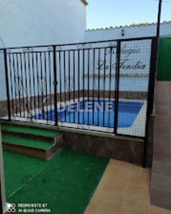 Foto 2 de Casa en venda a Elche de la Sierra de 6 habitacions amb piscina i jardí
