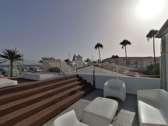 Foto 2 de Alquiler de casa en Pasito Blanco de 2 habitaciones con terraza y piscina