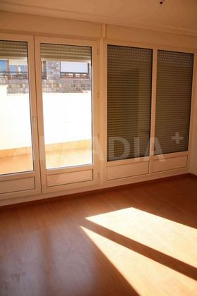 Foto 2 de Àtic en venda a Carretas - Huerta de Marzo - La Pajarita de 5 habitacions amb terrassa i aire acondicionat