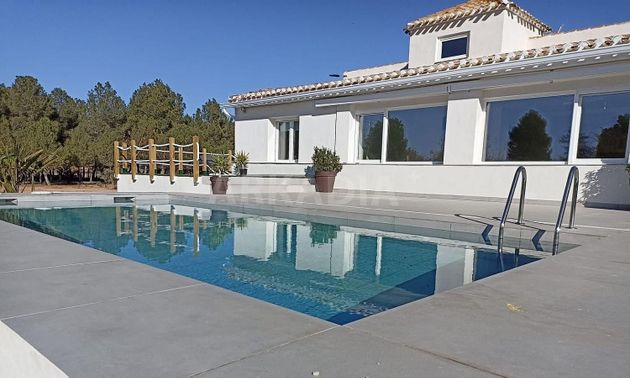 Foto 1 de Venta de chalet en Cañada de Calatrava de 3 habitaciones con terraza y piscina