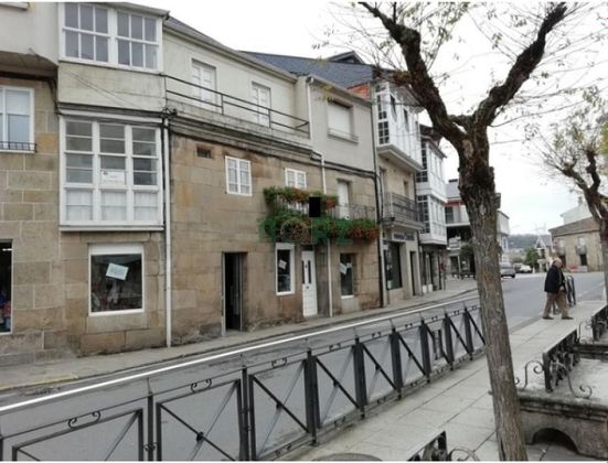 Foto 2 de Casa adossada en venda a calle Centro de 5 habitacions amb terrassa i calefacció