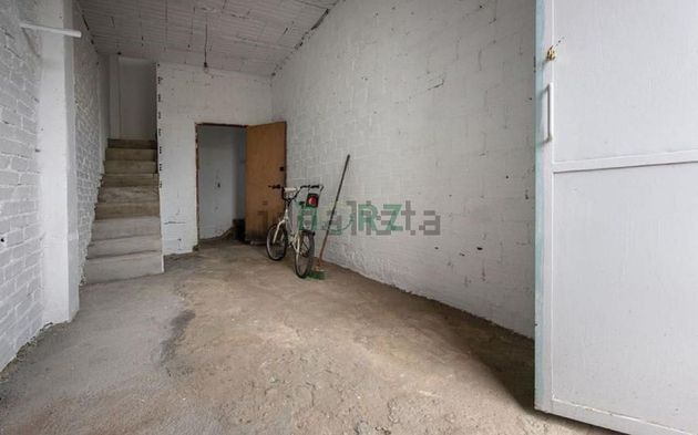 Foto 1 de Garatge en venda a Casco Viejo de 14 m²