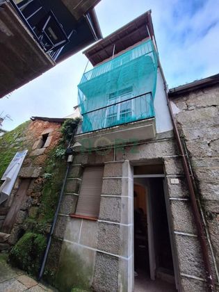 Foto 1 de Casa en venda a Ribadavia de 2 habitacions amb balcó