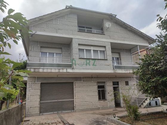 Foto 1 de Xalet en venda a Melón de 5 habitacions amb terrassa i garatge