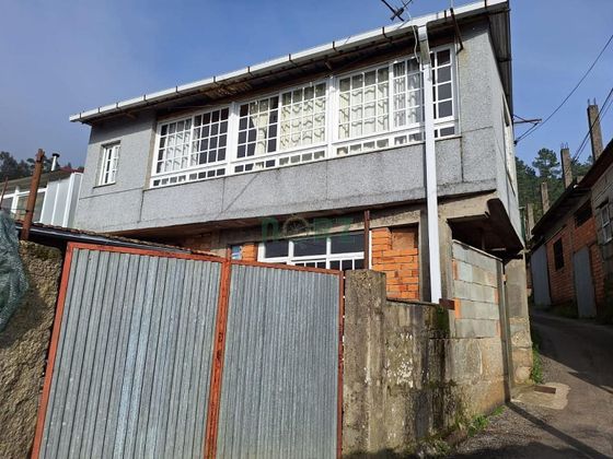 Foto 1 de Venta de chalet en Ribadavia de 3 habitaciones con garaje y jardín