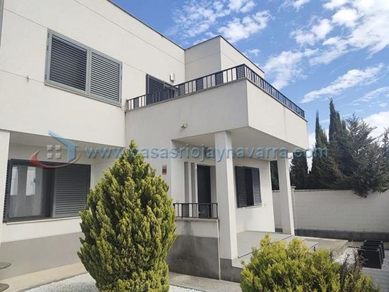 Foto 2 de Casa en venda a Aldeanueva de Ebro de 4 habitacions amb terrassa i garatge