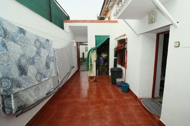 Foto 2 de Xalet en venda a barrio Pradera Hontana de 4 habitacions amb calefacció