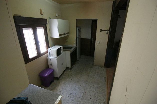Foto 2 de Venta de casa adosada en calle Canchuela de 5 habitaciones y 140 m²