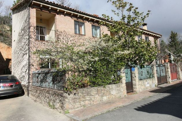 Foto 1 de Casa en venda a calle Intereconomia de 4 habitacions amb terrassa i garatge