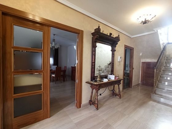 Foto 1 de Casa adossada en venda a Torrijos de 4 habitacions amb garatge i jardí