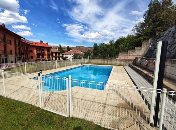 Foto 1 de Pis en venda a calle Soleta de 4 habitacions amb piscina i garatge
